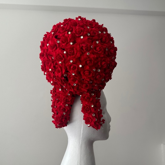 Red rose heart headpiece with crystals main image 7